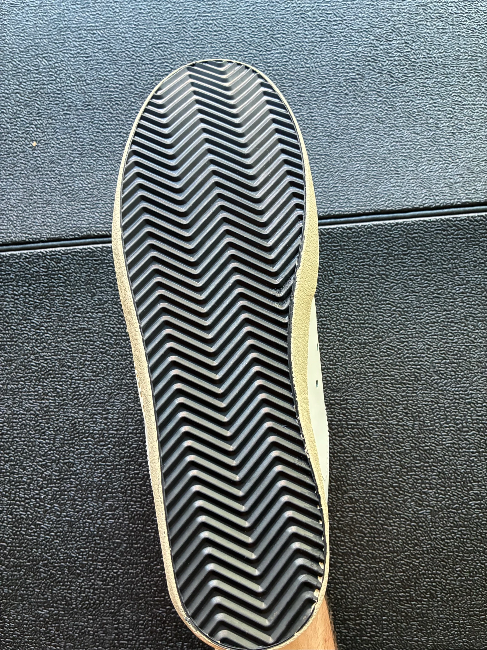 Golden Goose – photo 5